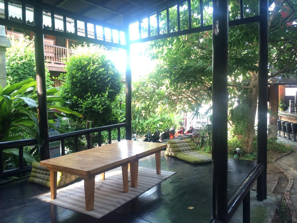Sea Garden Hostels Haad Rin Ngoại thất bức ảnh